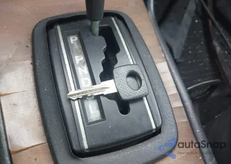 1982 Mercedes-Benz 240 D from USA, damaged, VIN WDBAB23A2CB344094